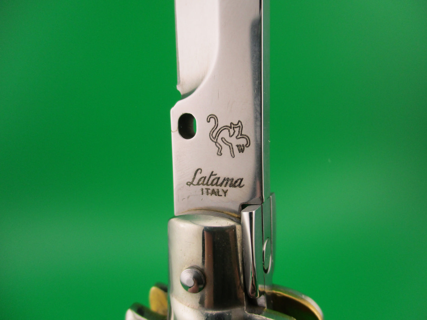Walt's Latama ITALY (cat stamp) 23cm Italian Flat guard Picklock Brazilian horn automatic knife