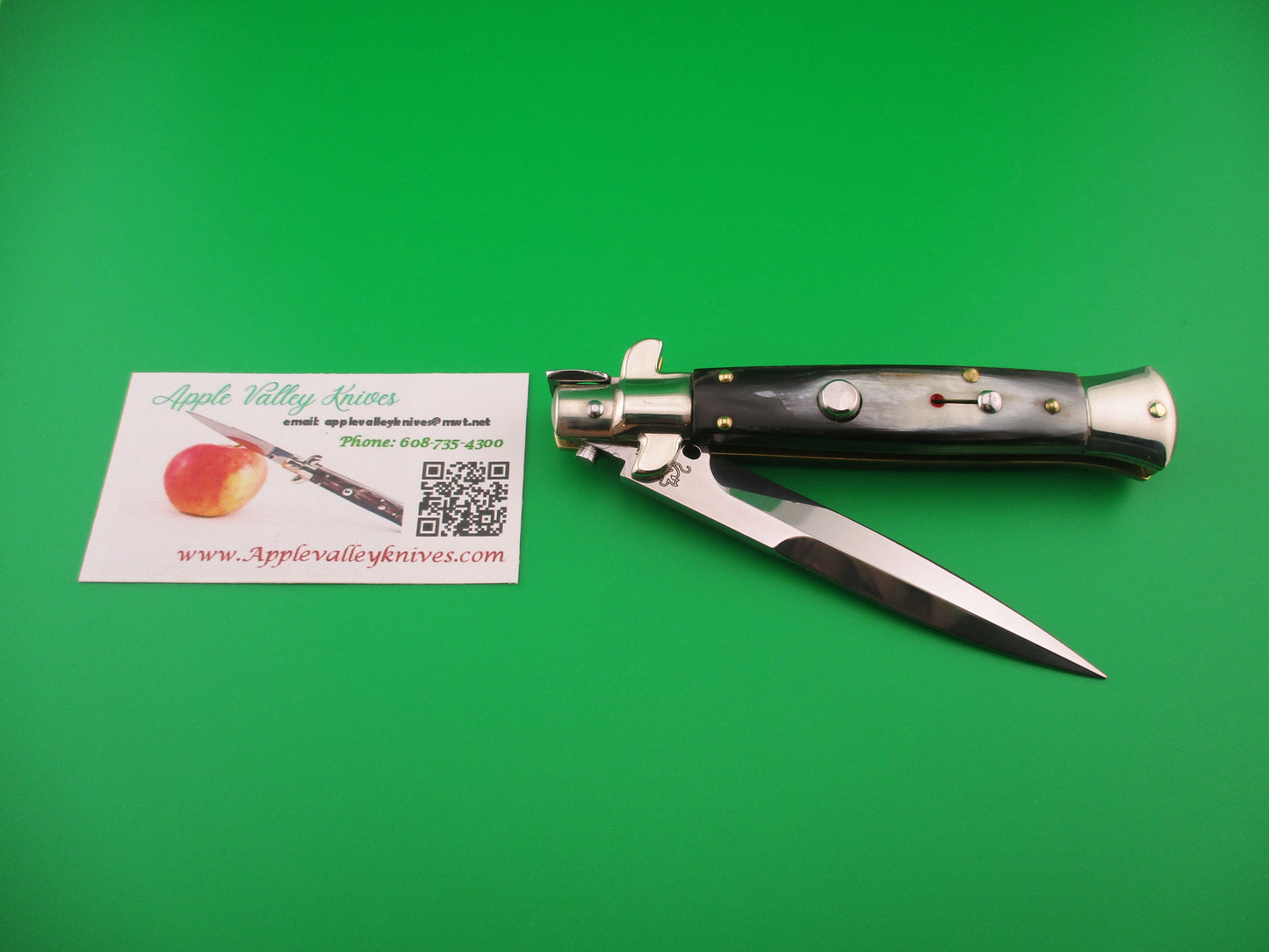Walt's Latama ITALY (cat stamp) 23cm Italian Flat guard Picklock Brazilian horn automatic knife