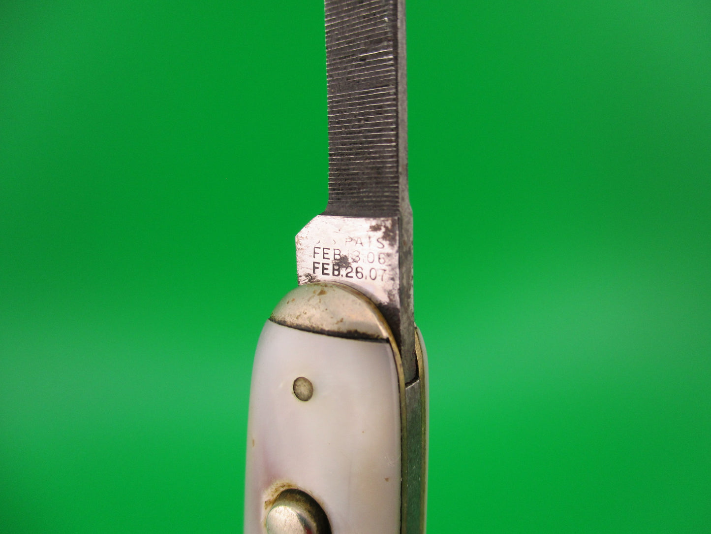 SCHRADE CUT CO WALDEN, NY Medium double Pearl 7416T Tip bolster file blade Book knife