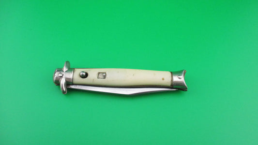 z Colonial SHUR-SNAP Bowtie White vintage automatic knife