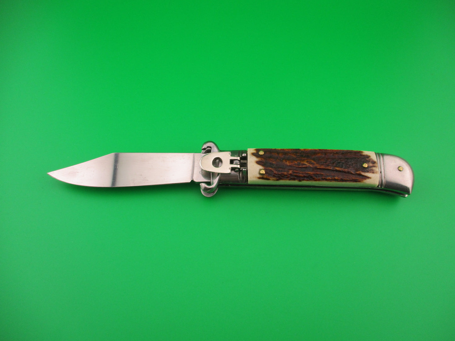 G.O.M. INOX 20cm Italian Shell Puller Stag Lever Johnny Cade style automatic knife