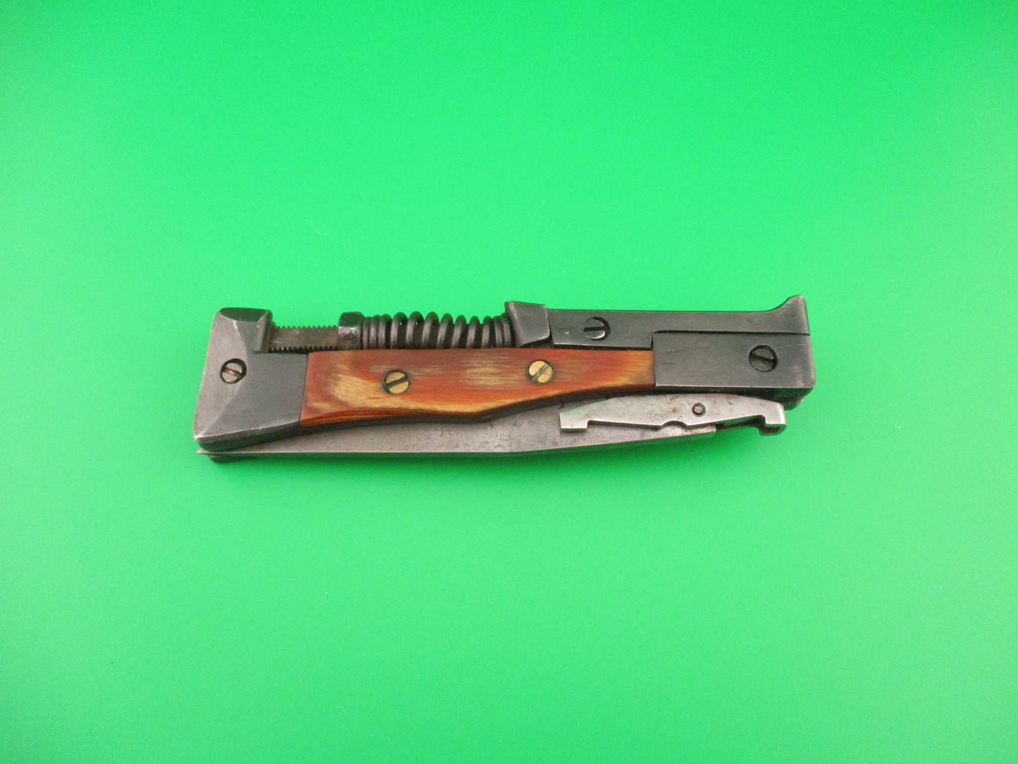 AK47 21cm Soviet style Vintage Swing guard wood & blued automatic knife