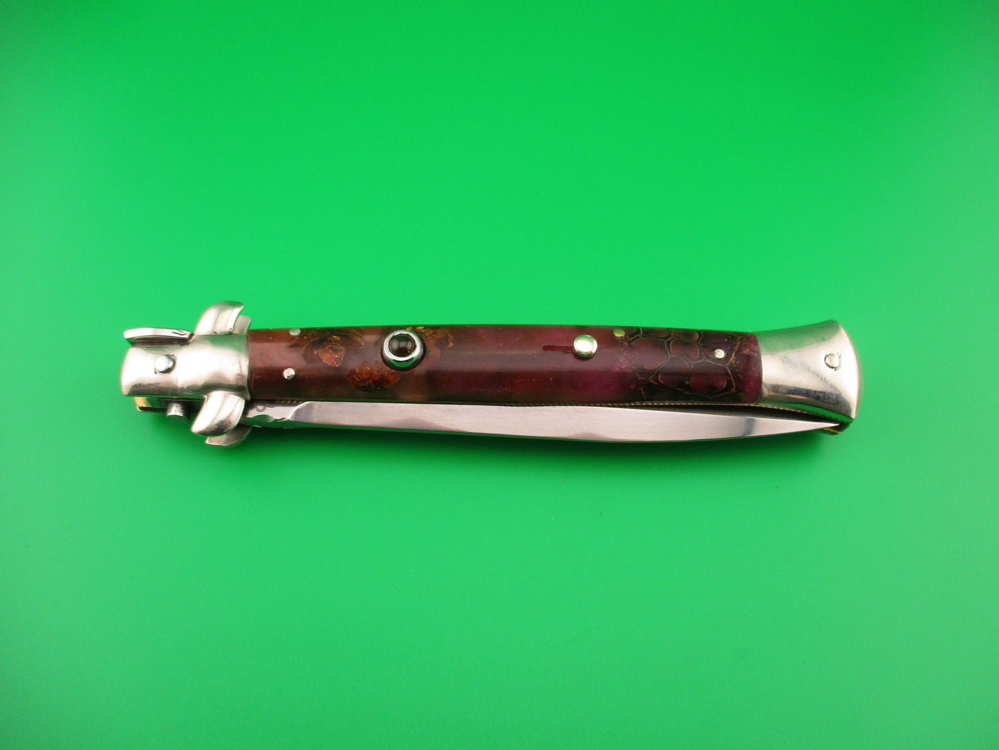 Walt's Latama 28cm Italian Classic customized by Tank Fisher Red & Purple automatic knife
