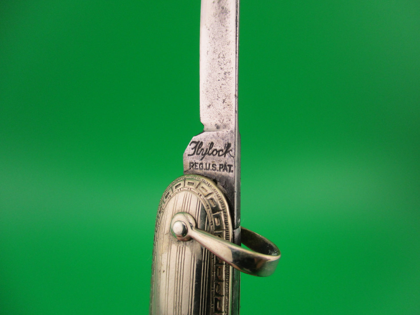 Flylock Small Double 14K White Gold Antique automatic knife with shackle