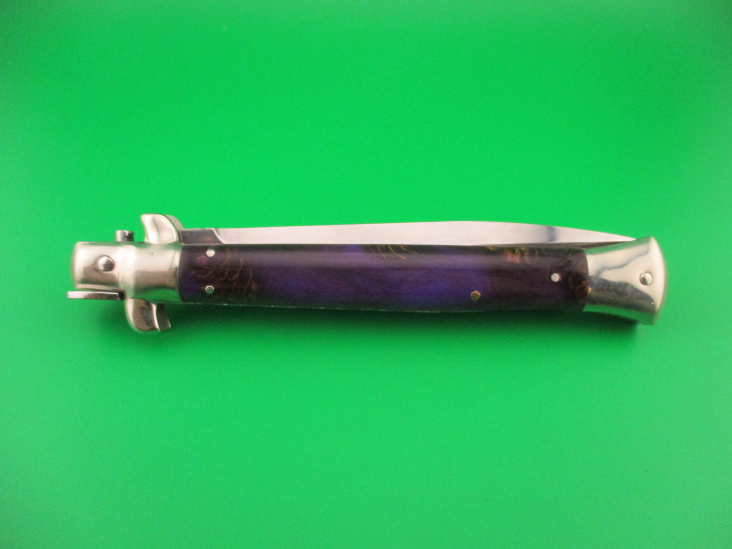 Walt's Latama 28cm Italian Classic customized by Tank Fisher Red & Purple automatic knife