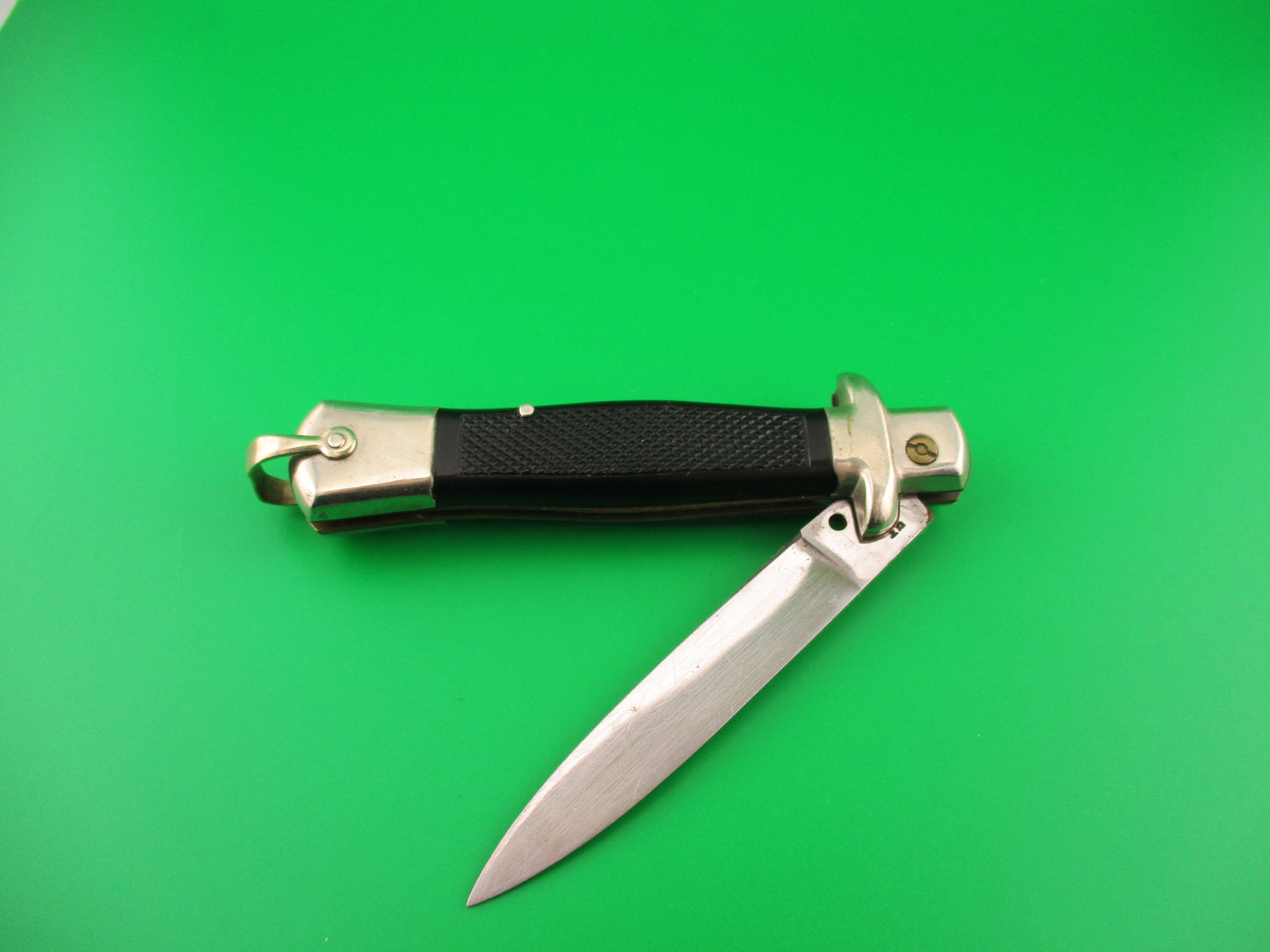 BEGON INOX MODELE DEPOSE 20cm French Oval Button vintage automatic humpback knife