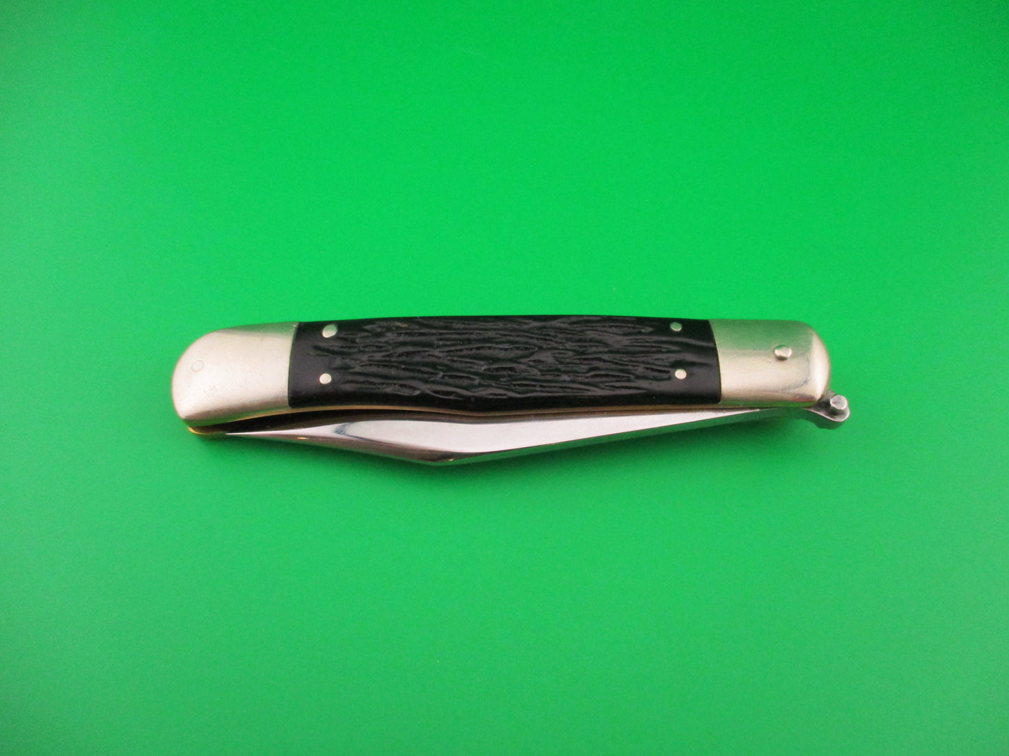 KABAR Lever Black Jigged synthetic Transitional Square lever vintage automatic knife