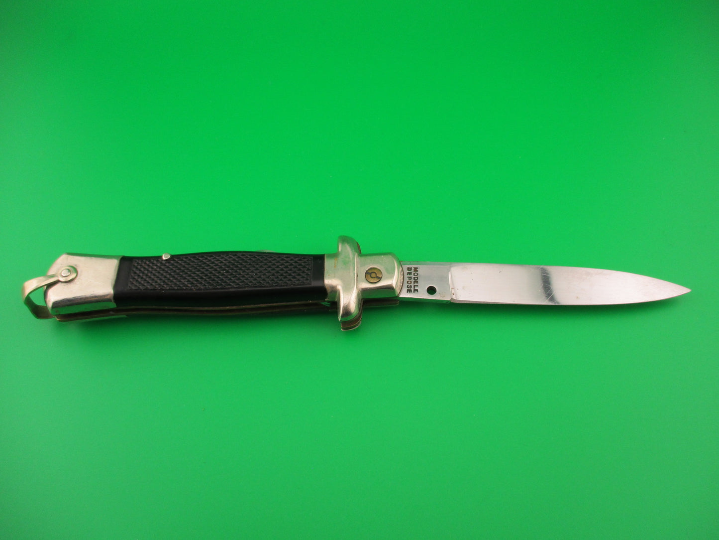 BEGON INOX MODELE DEPOSE 20cm French Oval Button vintage automatic humpback knife