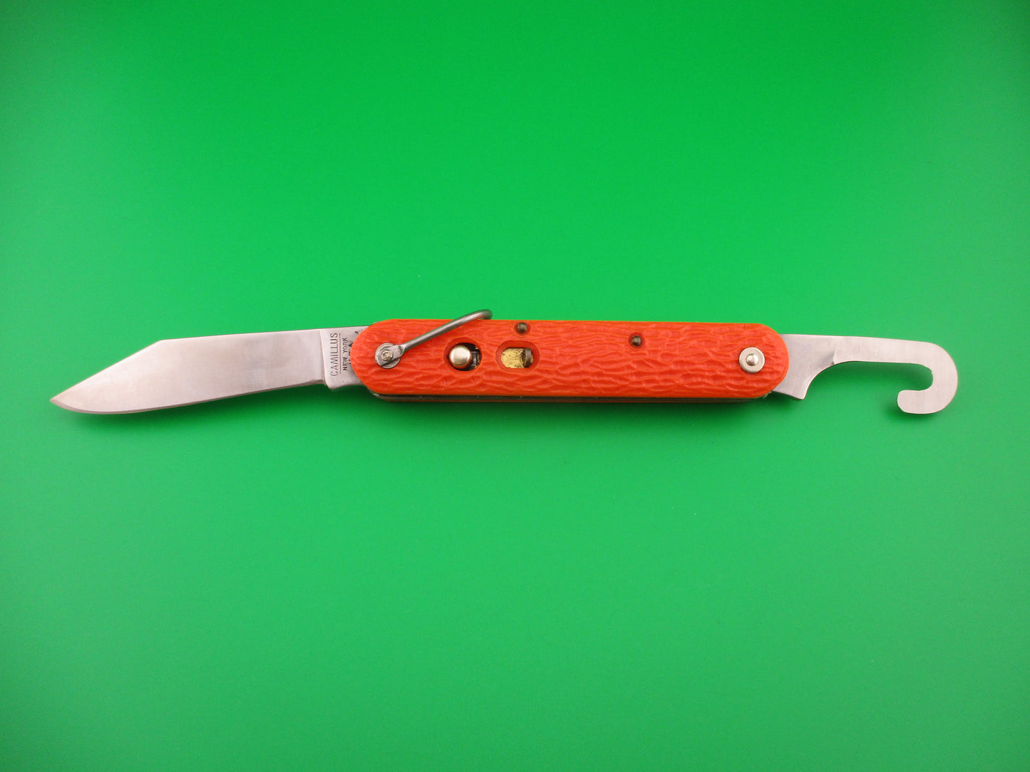 z CAMILLUS vintage MC1 Orange paratrooper automatic knife with hook blade