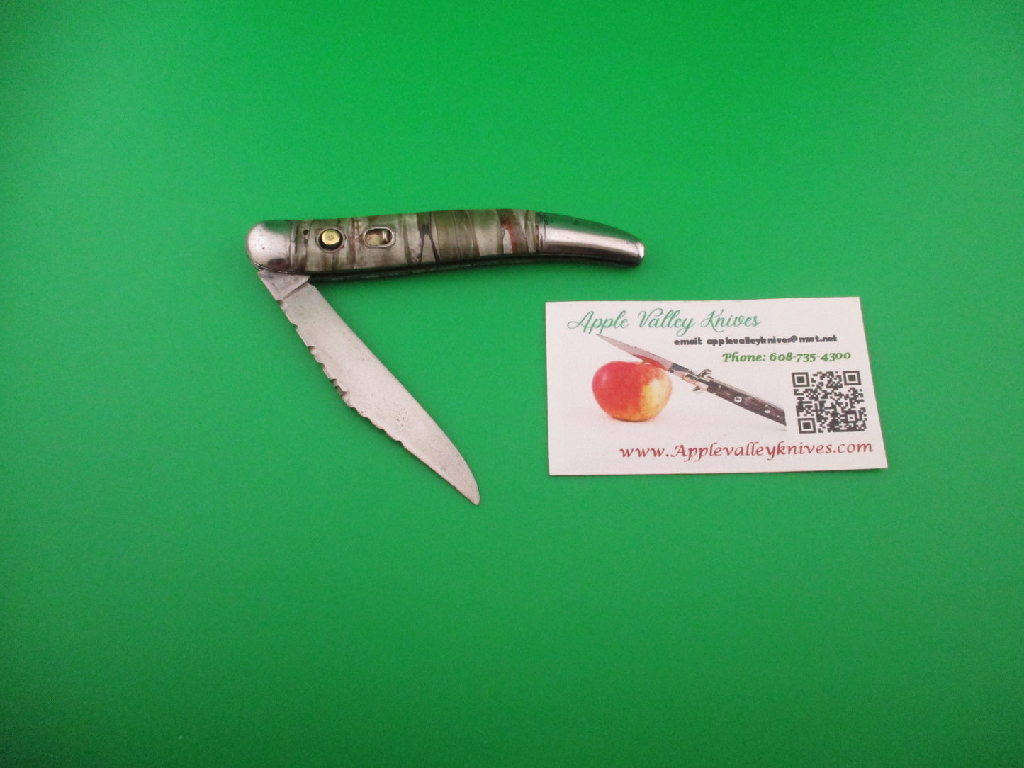 Hammer Brand Imperial Toothpick Green Pearl & Red 1950s vintage switchblade