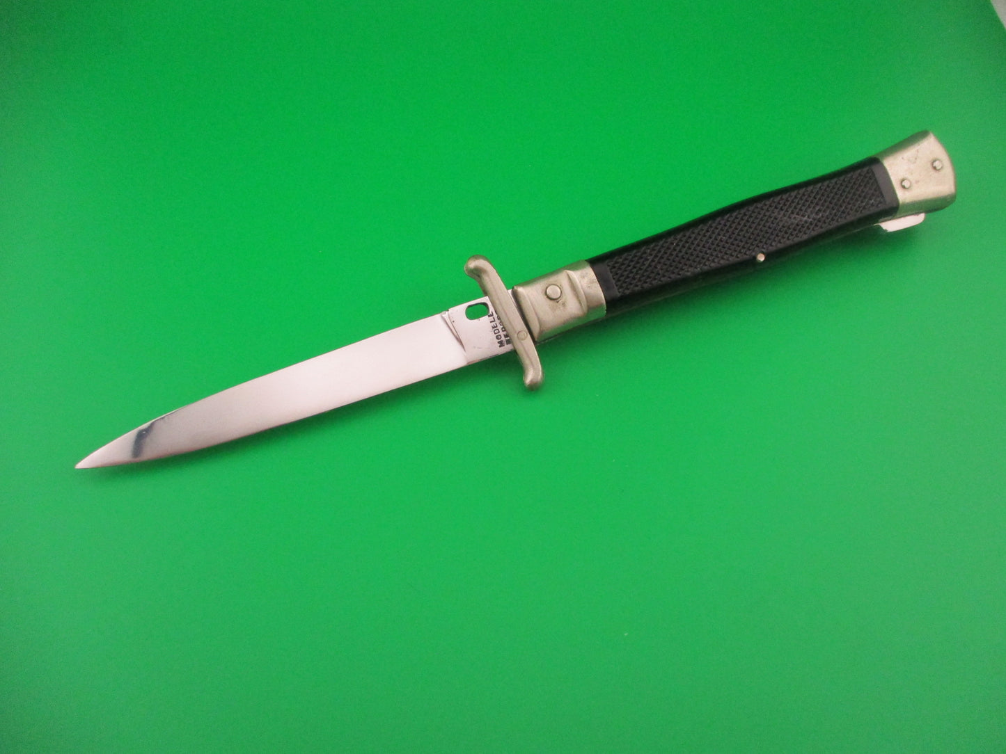 z BEGON INOX MODELE DEPOSE 24cm French Swing Guard Black checkered automatic knife