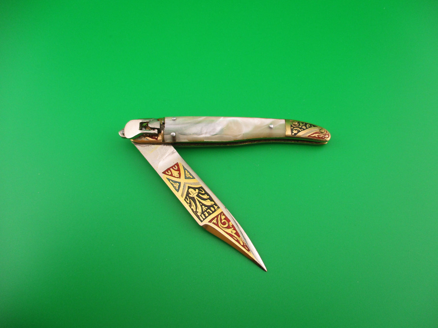 Toledo 16cm Spanish Lever Vintage Pearlex Gold Tourist Souvenir automatic knife