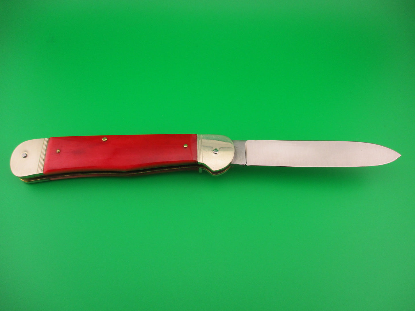 Big Red Hubertus 13cm (closed) German Lever lock Red bone Automatic knife