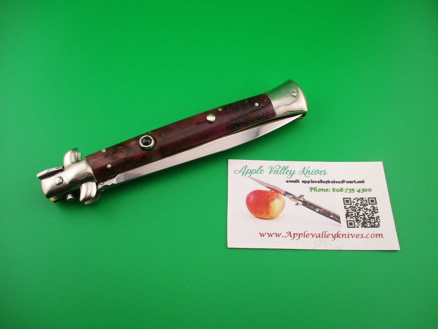 Walt's Latama 28cm Italian Classic customized by Tank Fisher Red & Purple automatic knife