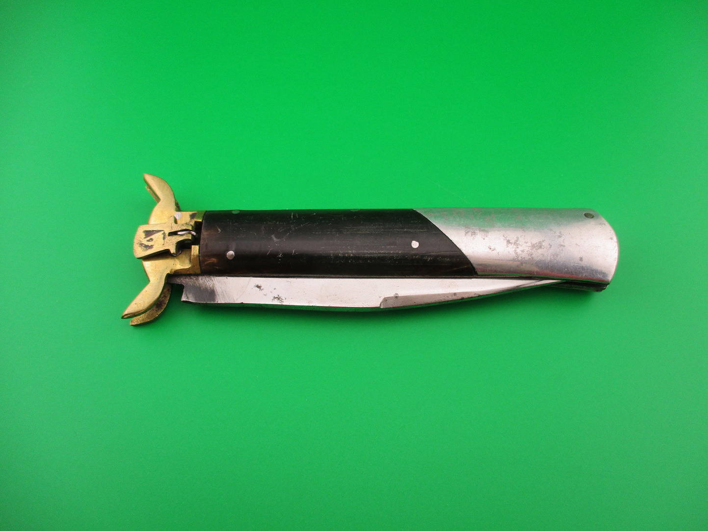 RGN 2445 25cm Indian Lever knife A Brass Horn Aluminum automatic knife