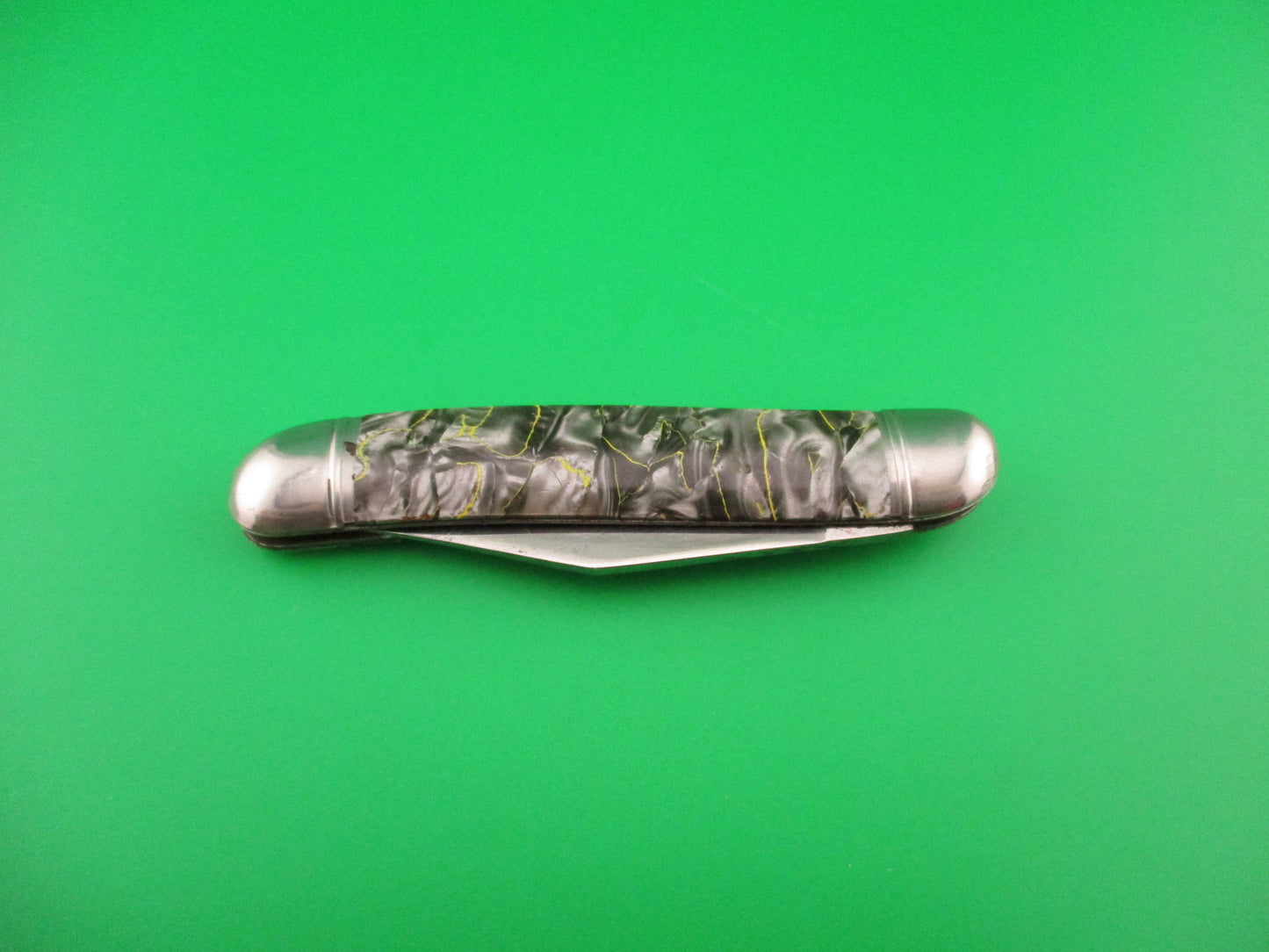 Hammer Brand Imperial Serpentine Jack Silver pearl Yellow streaks switchblade knife