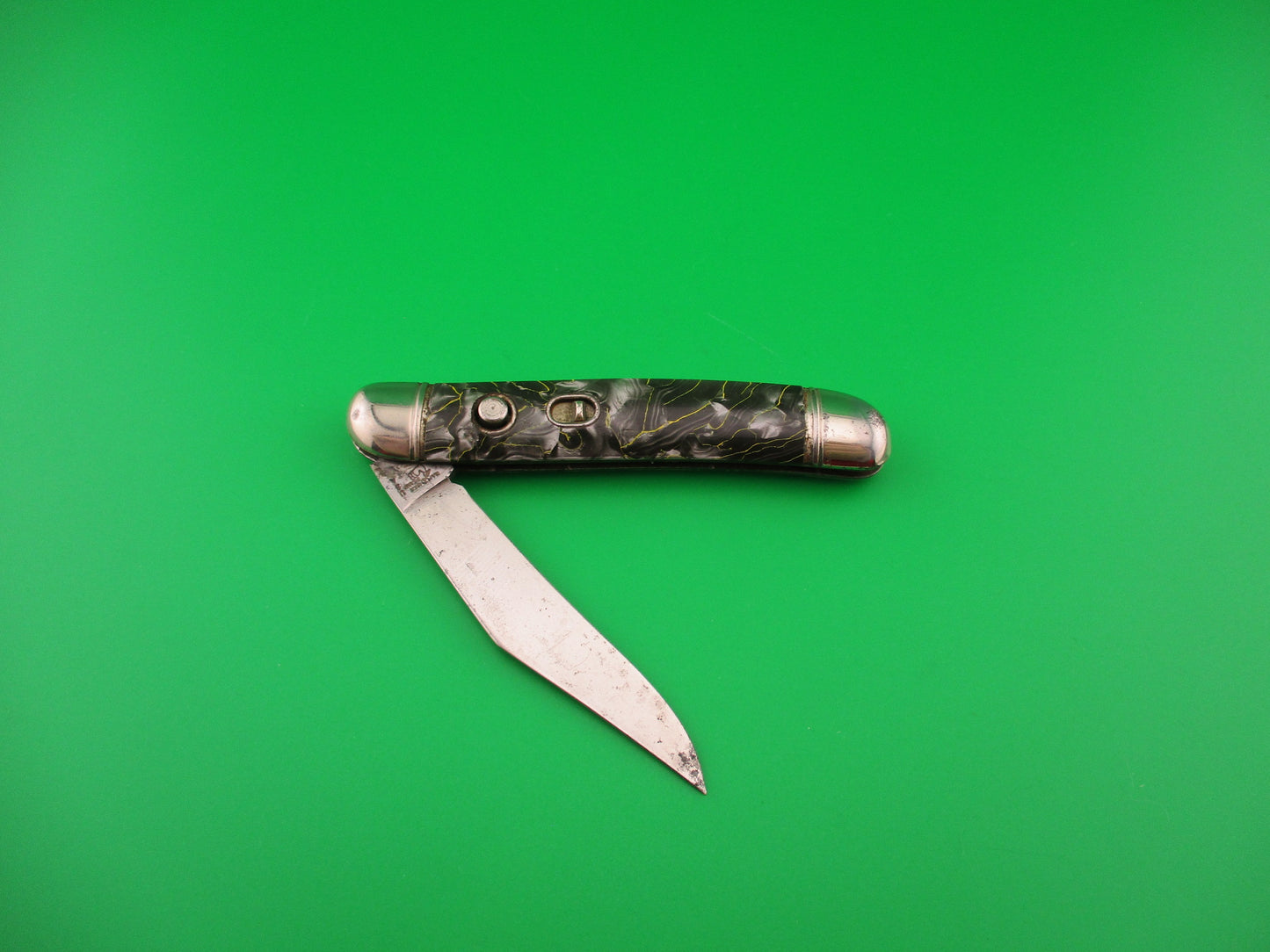 Hammer Brand Imperial Serpentine Jack Silver pearl Yellow streaks switchblade knife