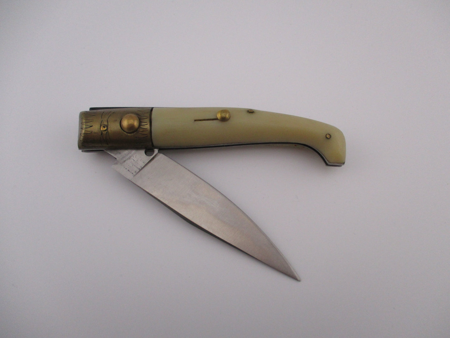 Jndiana PATENT 18cm Pattada Italian Birds head Horn brass switchblade knife
