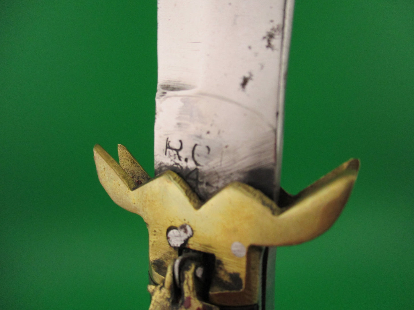 RGN 2445 25cm Indian Lever knife A Brass Horn Aluminum automatic knife