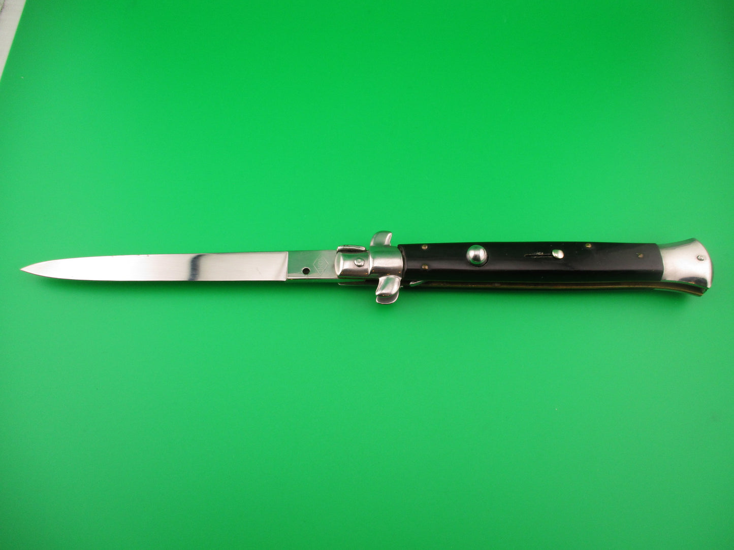 INOX (diamond) 28cm Italian Stiletto swivel bolster black automatic knife