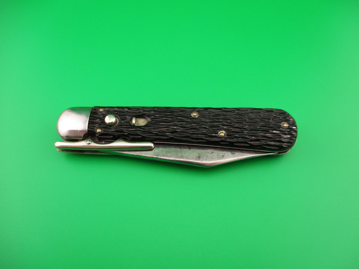 Schrade Cut Co Hunters Pride ETCHED # G1544 3/4 STG Folding guard switchblade knife