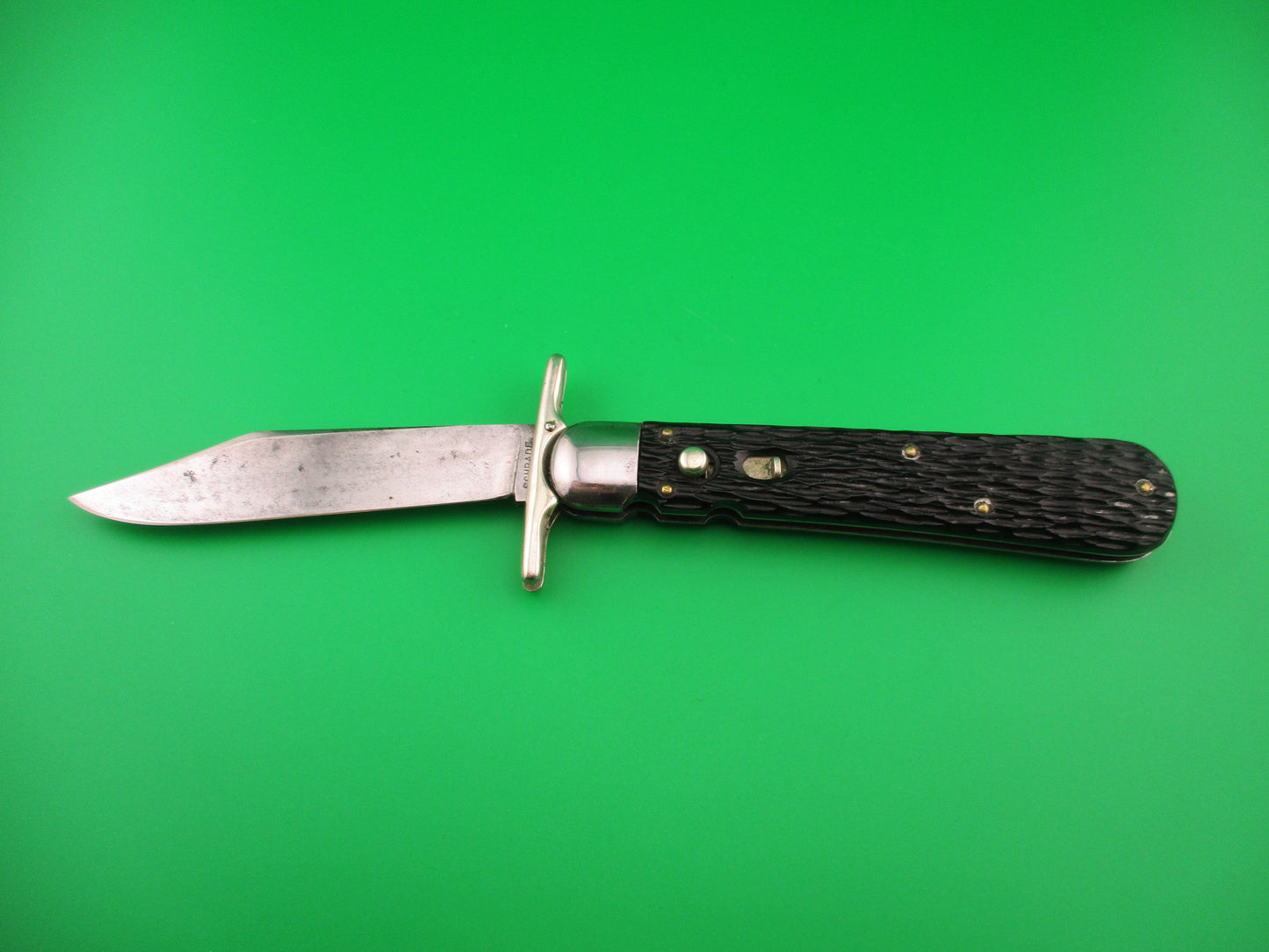 Schrade Cut Co Hunters Pride ETCHED # G1544 3/4 STG Folding guard switchblade knife