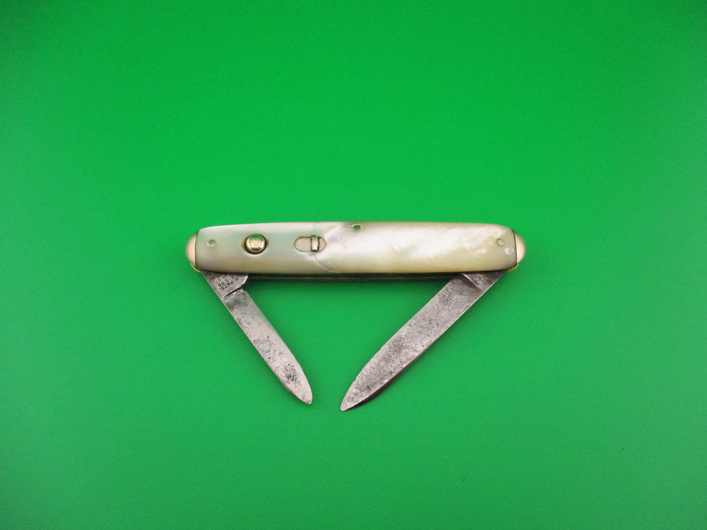 SHAPLEIGH HDW CO DE #S2P Medium double MOP tip bolster switchblade