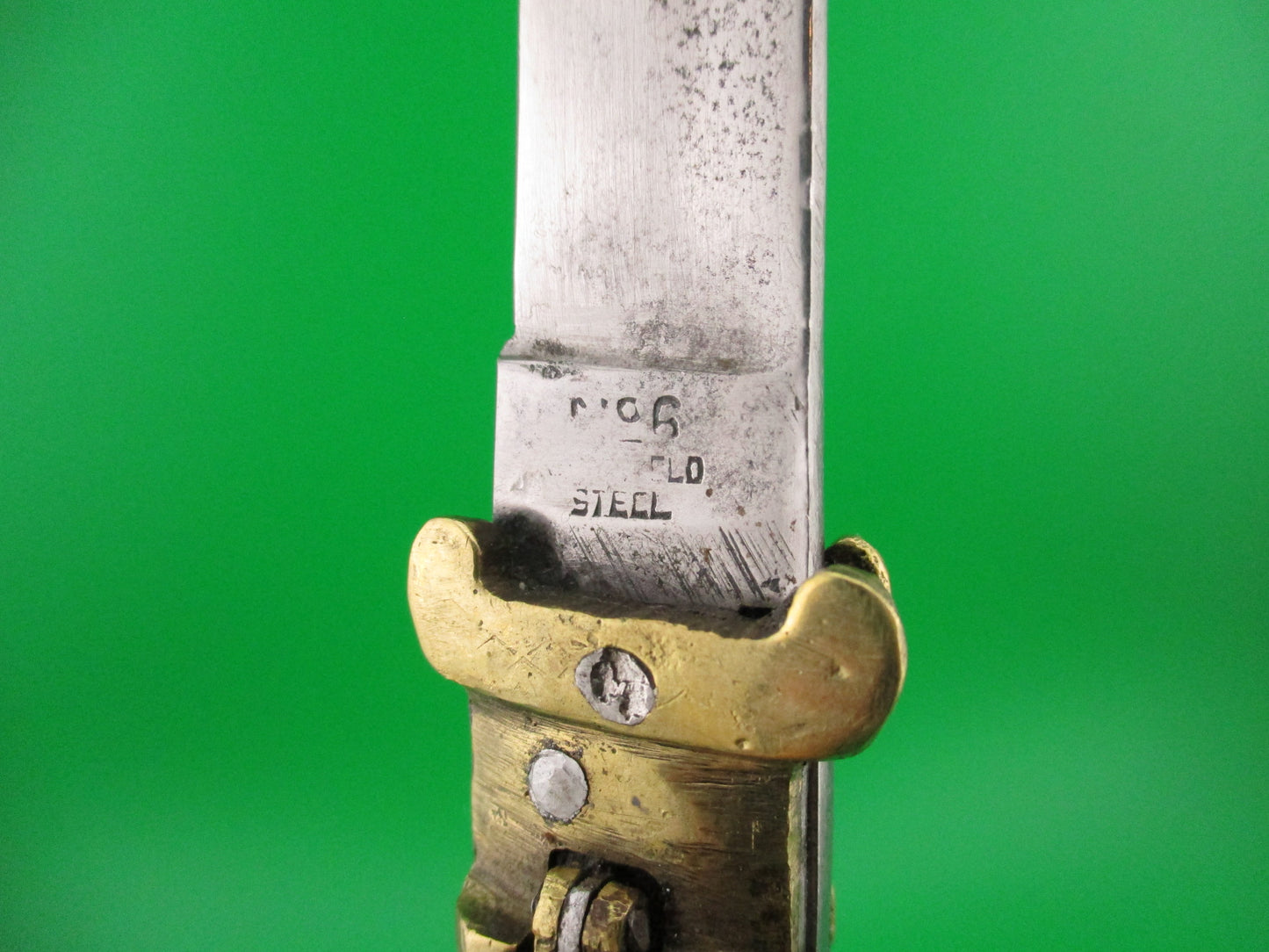 No 6 SHEFFIELD STEEL 28cm Indian Shell puller lever Brass & Horn automatic knife