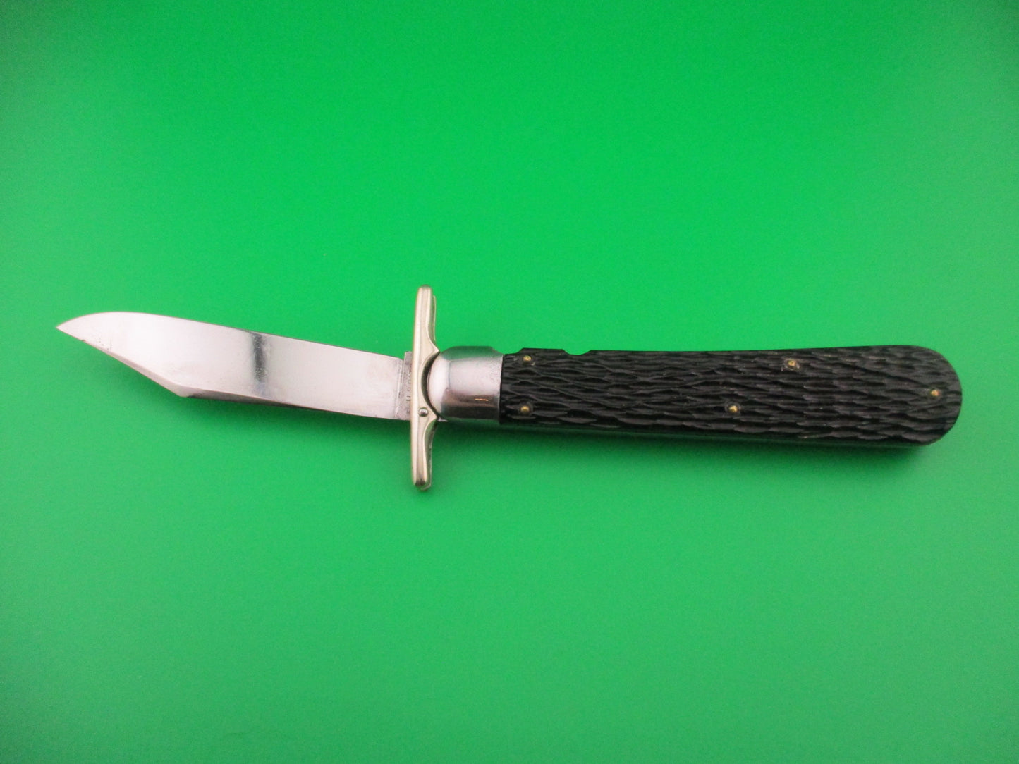 Schrade Cut Co Hunters Pride ETCHED # G1544 3/4 STG Folding guard switchblade knife
