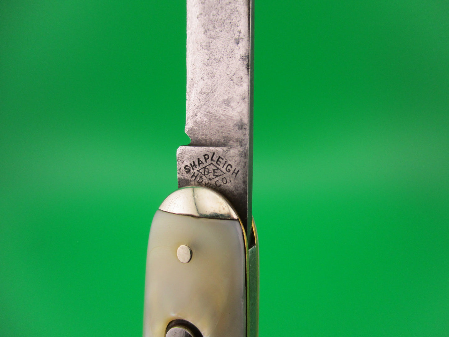 SHAPLEIGH HDW CO DE #S2P Medium double MOP tip bolster switchblade
