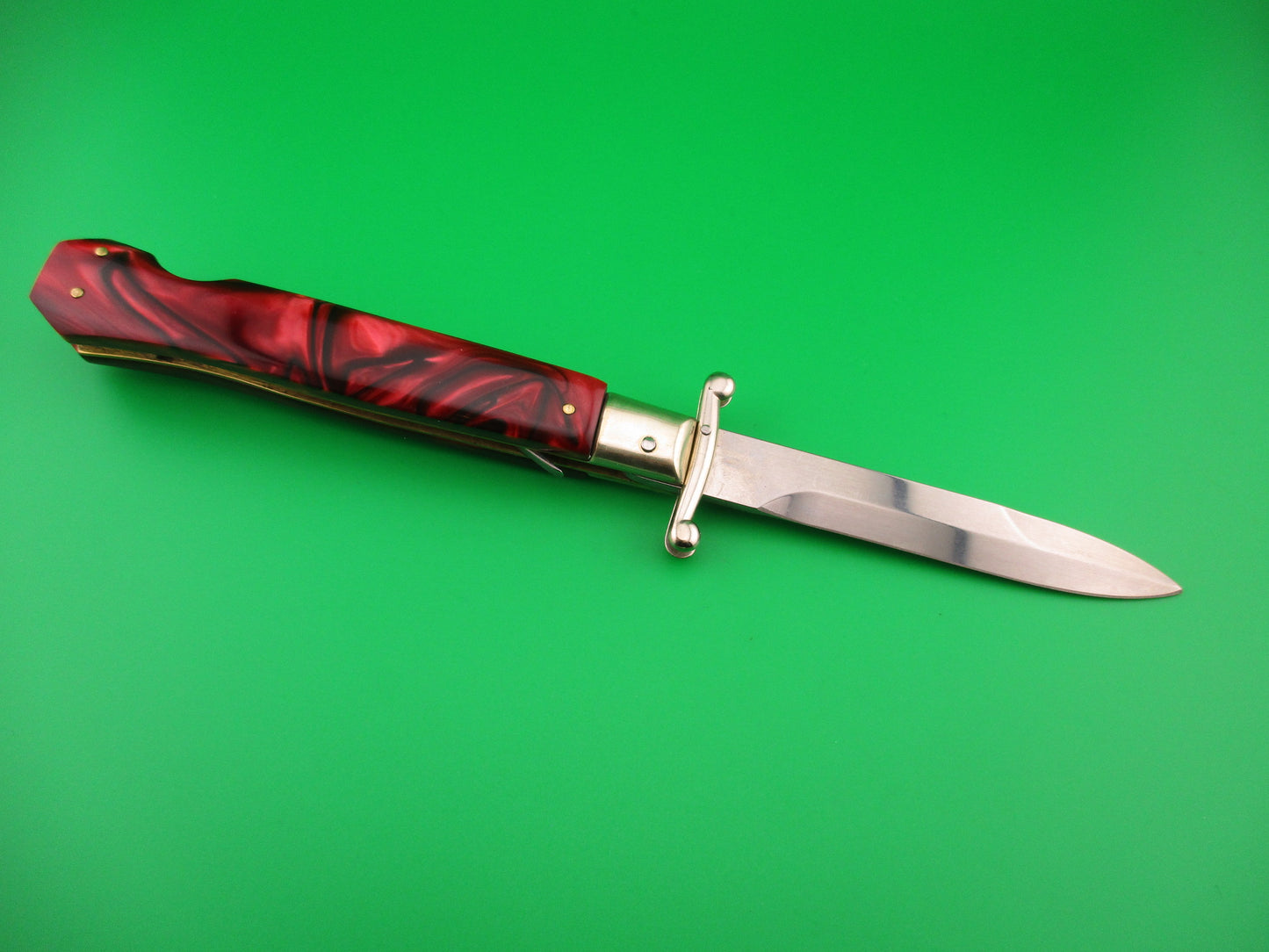 AGA CAMPOLIN 23cm Italian Swing Guard Custom Red Pearl Kirinite SKULL automatic knife