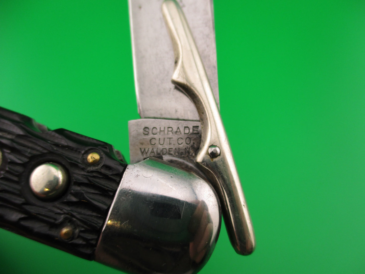 Schrade Cut Co Hunters Pride ETCHED # G1544 3/4 STG Folding guard switchblade knife