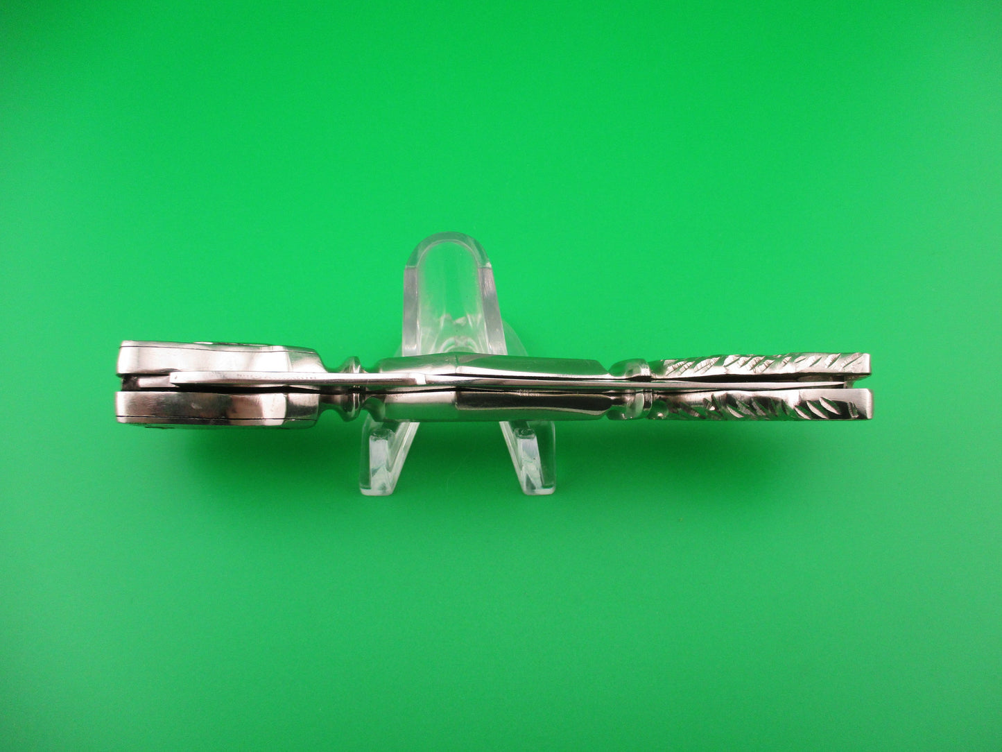 Russian 24cm Red Eyed Wolf all metal Vintage switchblade locking lever knife