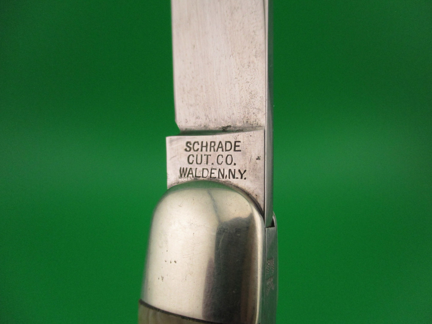 Schrade Cut Co FOREST KING Onyx Celluloid Hunter vintage 1940s automatic knife etch