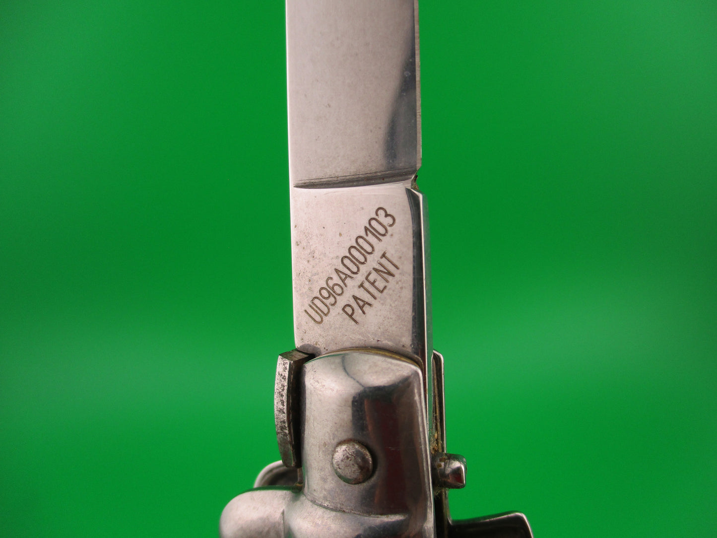 STAINLESS (slant) UD96A000103 PATENT 23cm Italian Stiletto bolster release switchblade