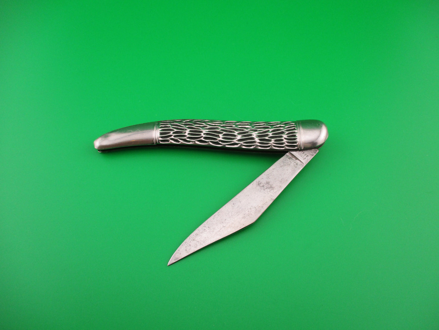 Hammer Brand Imperial JM99PB Toothpick Black Imitation jigged bone switchblade