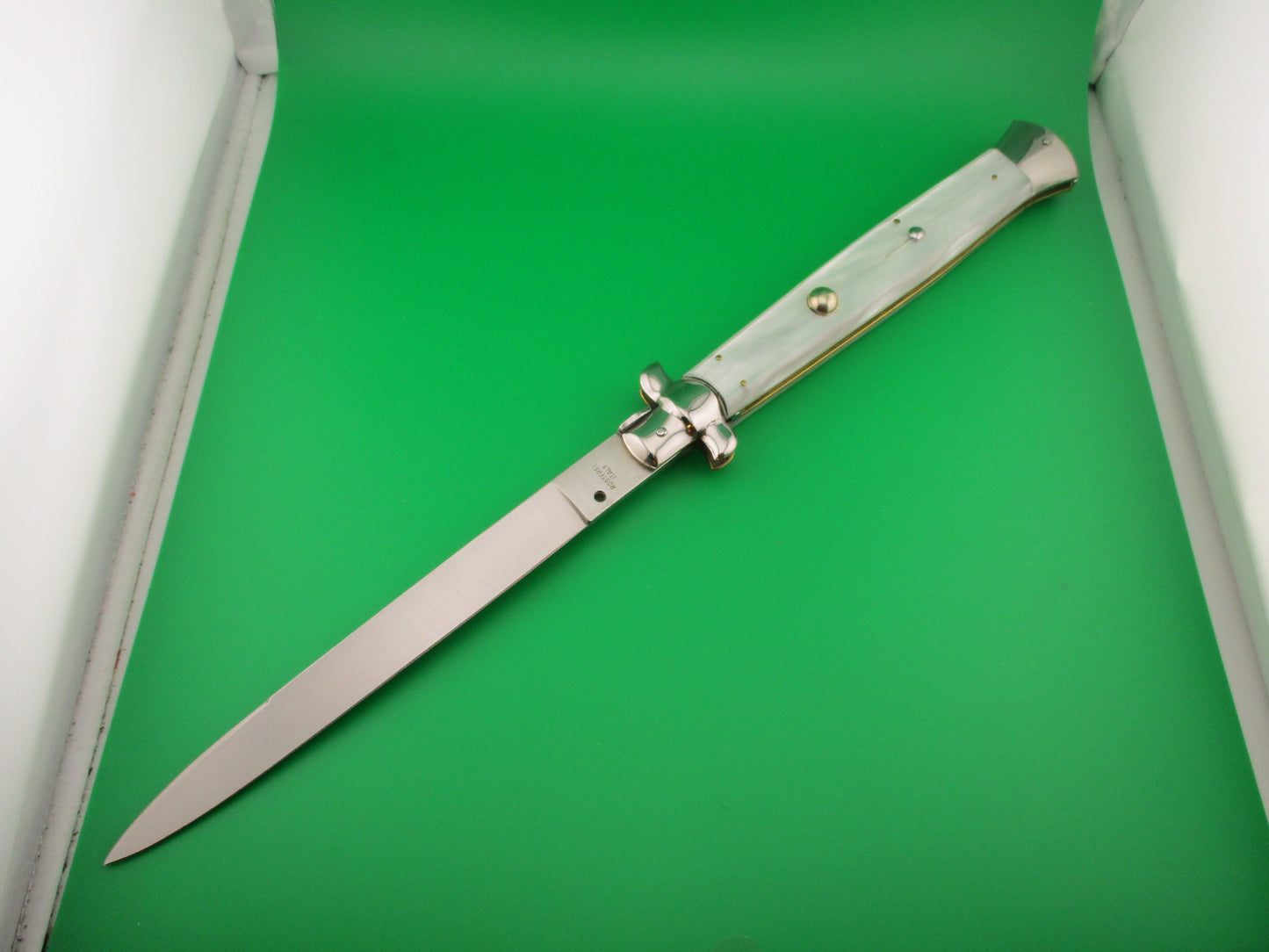 ROSTFREI ITALY 45cm Italian Stiletto Pearlex 18 inch swivel bolster automatic knife