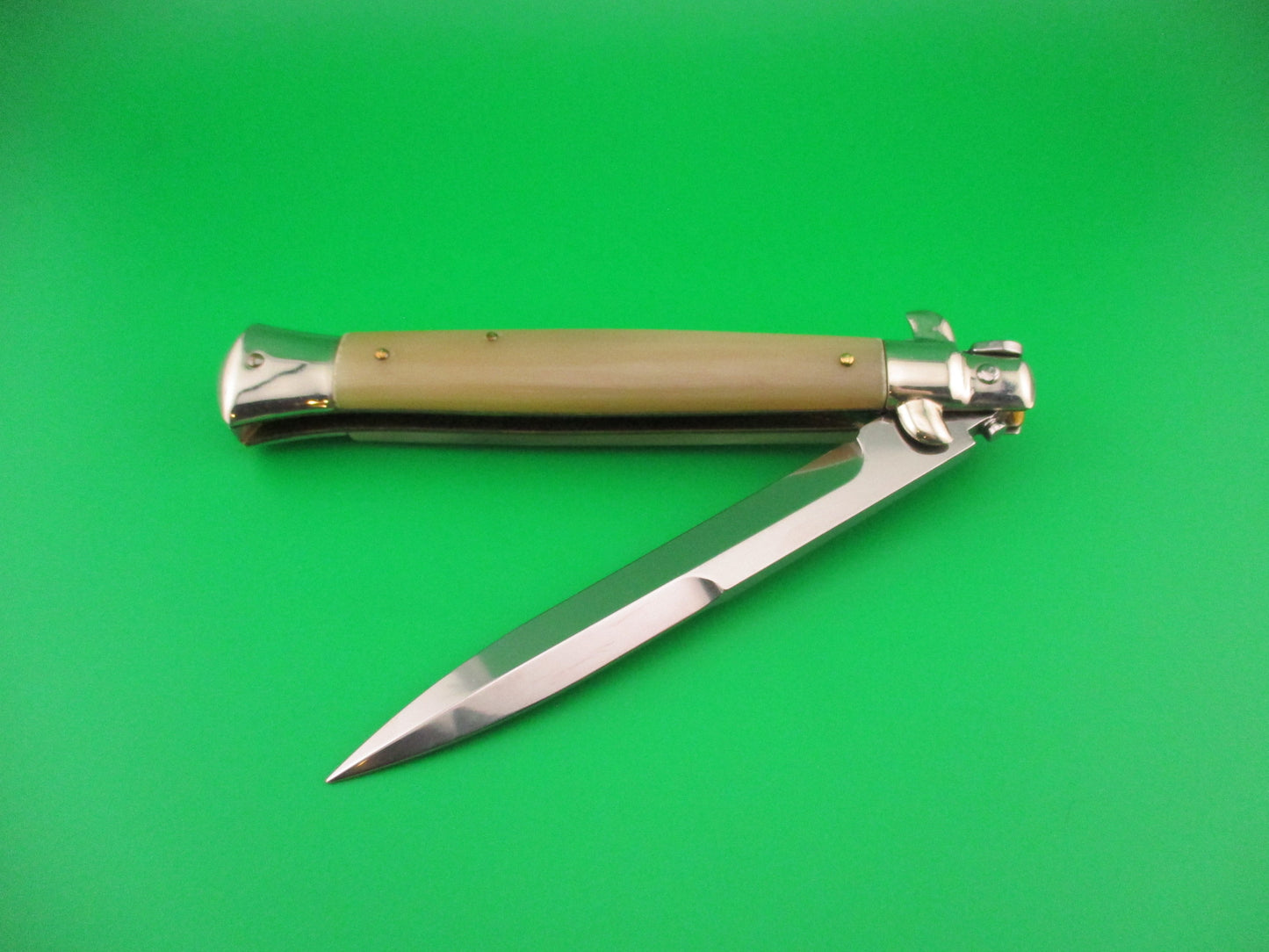 Walt's Latama Italy 28cm Italian Stiletto French Tip horn Bayonet blade automatic knife