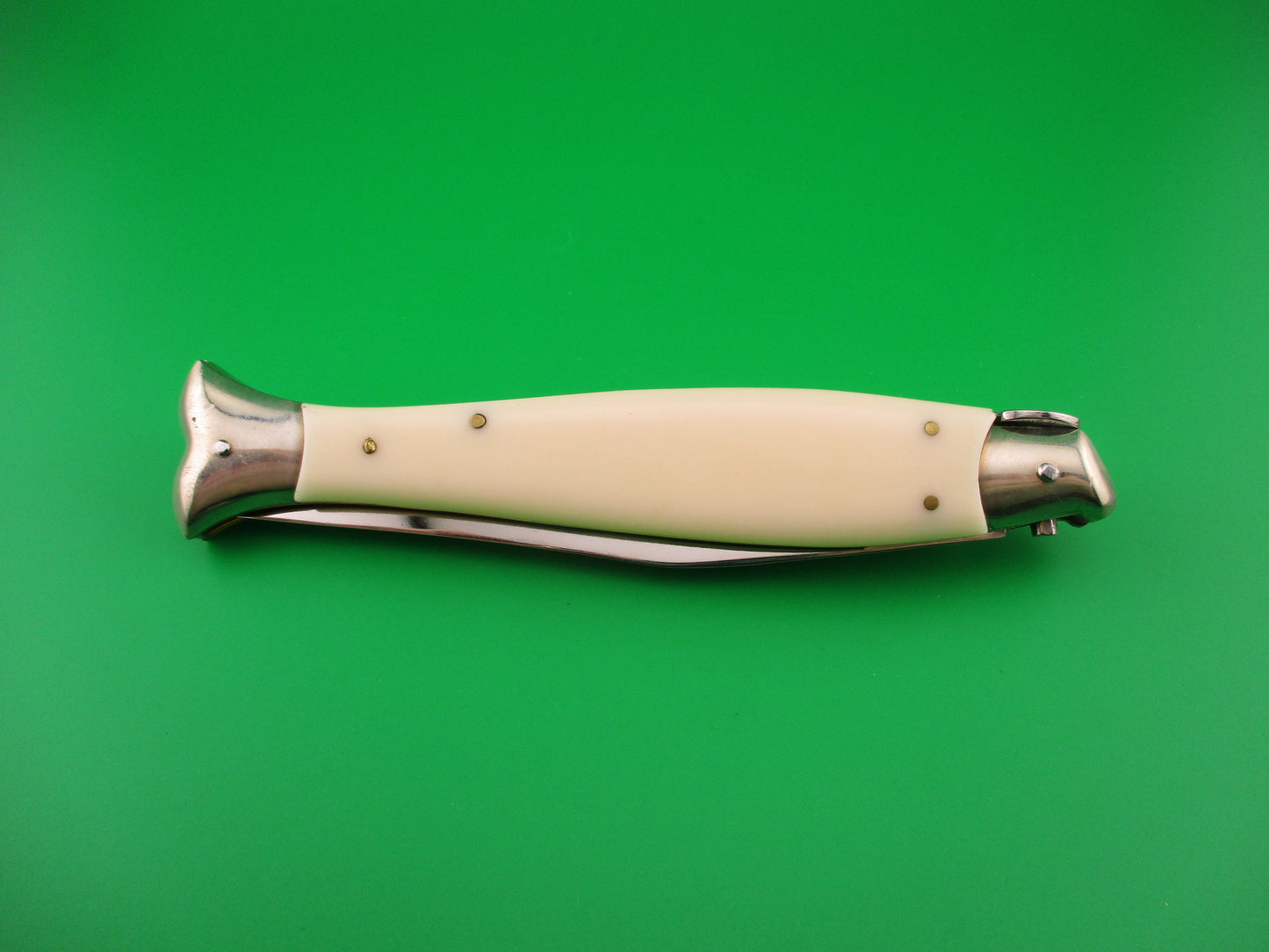 z AGA CAMPOLIN 25cm Italian Fishtail Picklock White automatic w Red dot safety.