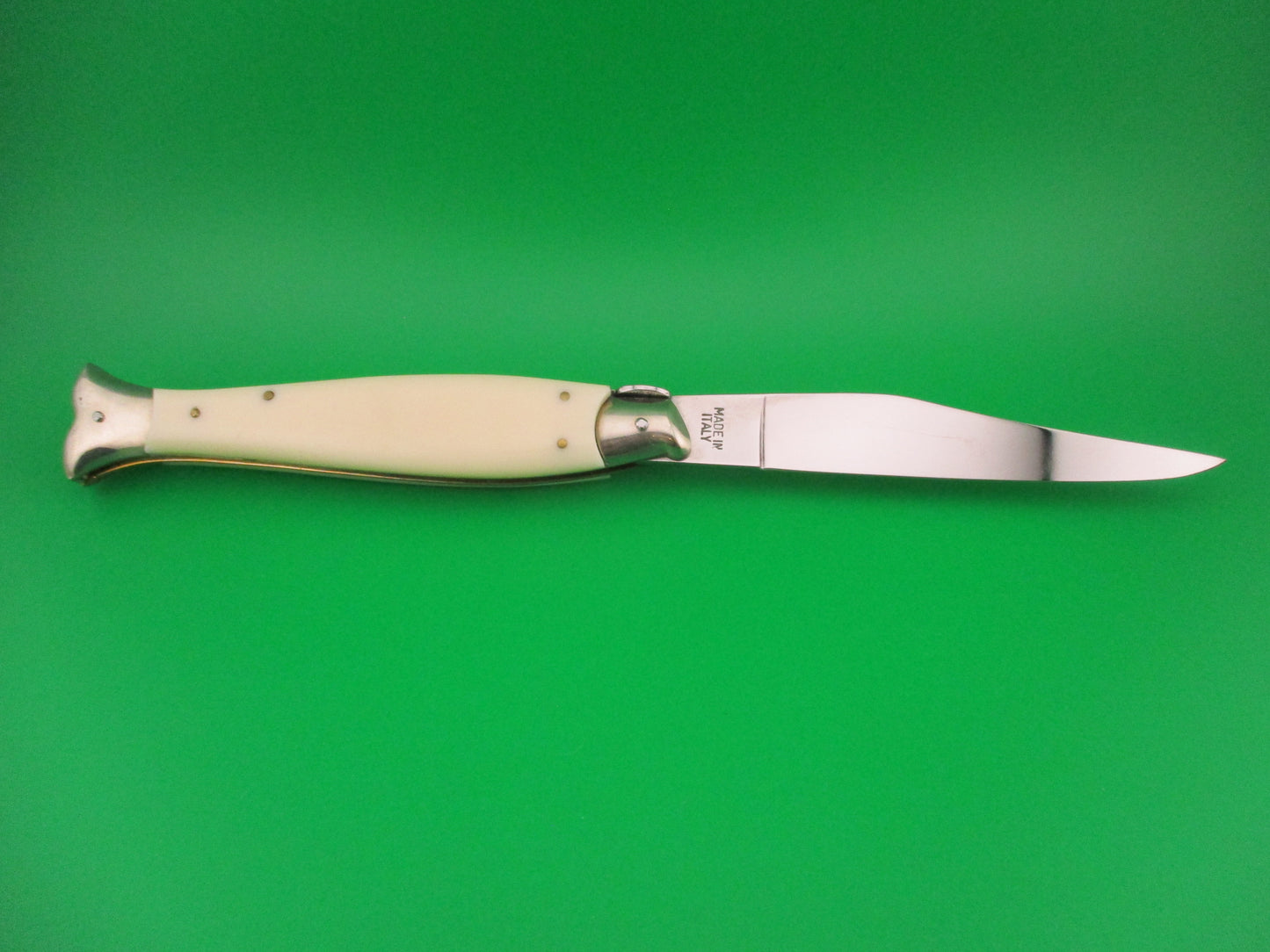 z AGA CAMPOLIN 25cm Italian Fishtail Picklock White automatic w Red dot safety.