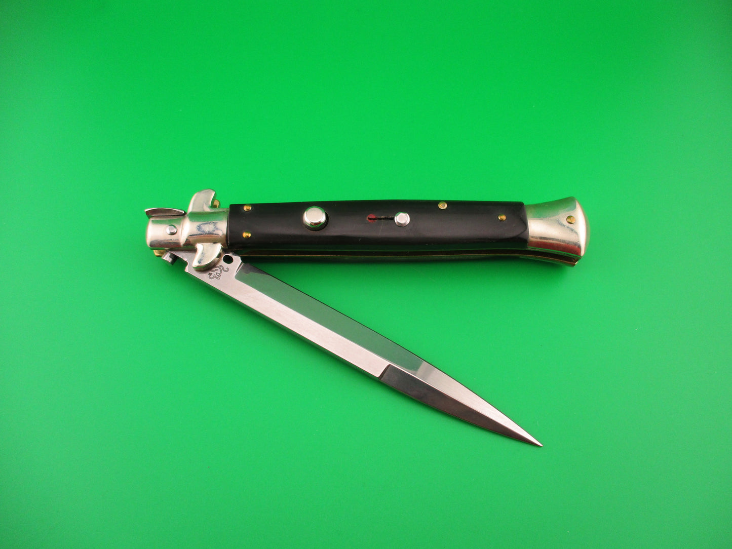 Walts LATAMA 28cm Italian Flat Guard Picklock RAVEN Red dot 5mm automatic knife