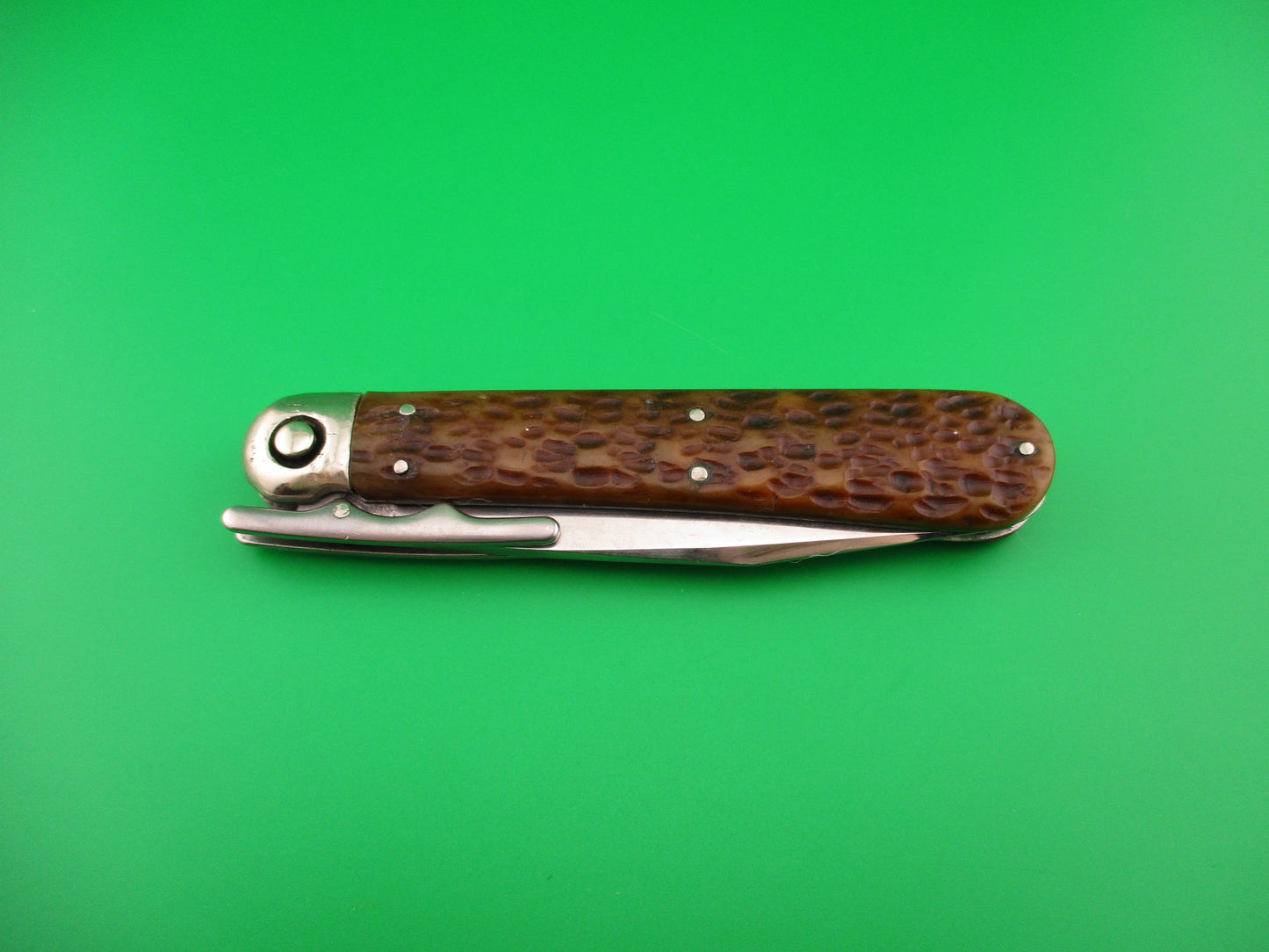 T Bar K blade Press Button Knife Co Victor antique folding guard switchblade