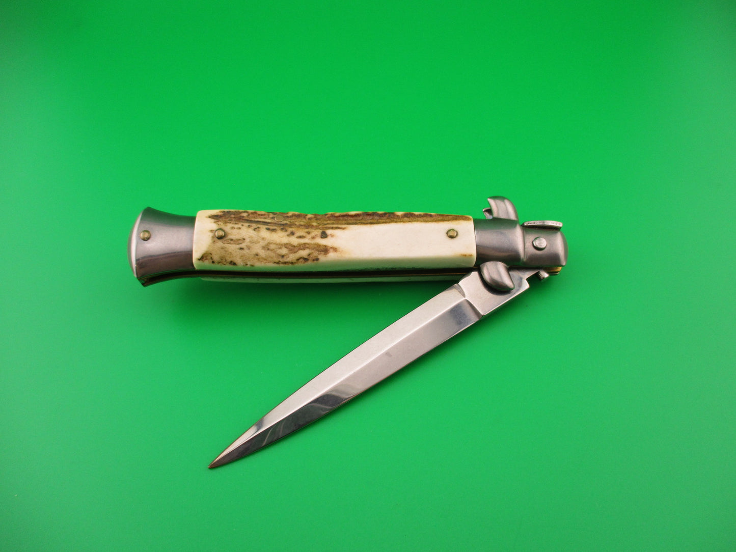 STILETTO ITALY 22cm Italian stiletto Stag swivel bolster automatic knife