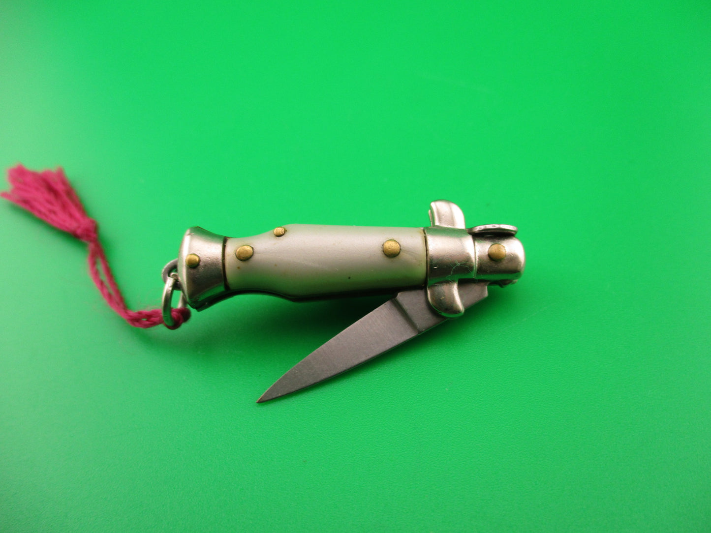 INOX 7cm Italian Mini Picklock Pearlex 4 pin vintage automatic knife with Maroon tassel