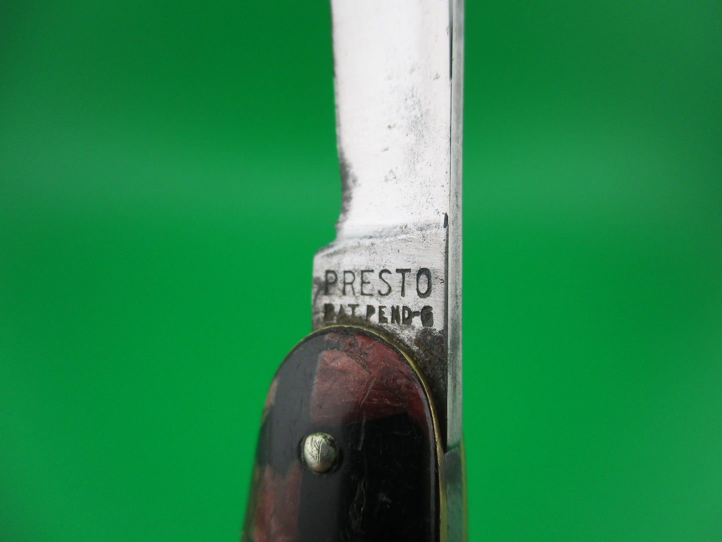 PRESTO single Cigar Red pearl & black mottled celluloid handle switchblade knife