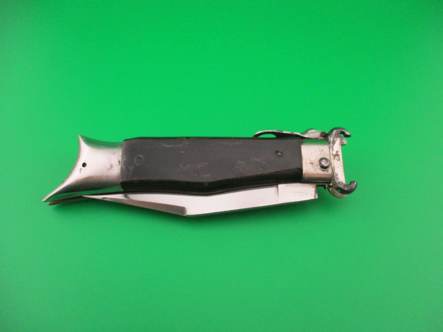 INOX 22cm Italian Fulcrum Shark Tooth Shell Puller Vintage 1960s automatic knife