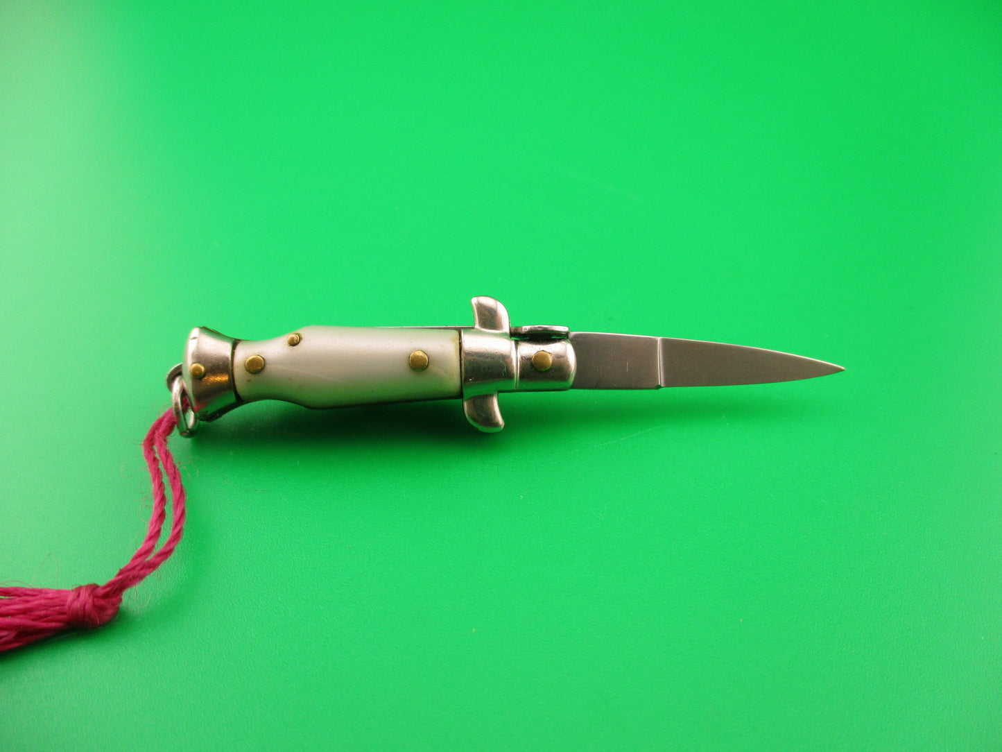 INOX 7cm Italian Mini Picklock Pearlex 4 pin vintage automatic knife with Maroon tassel