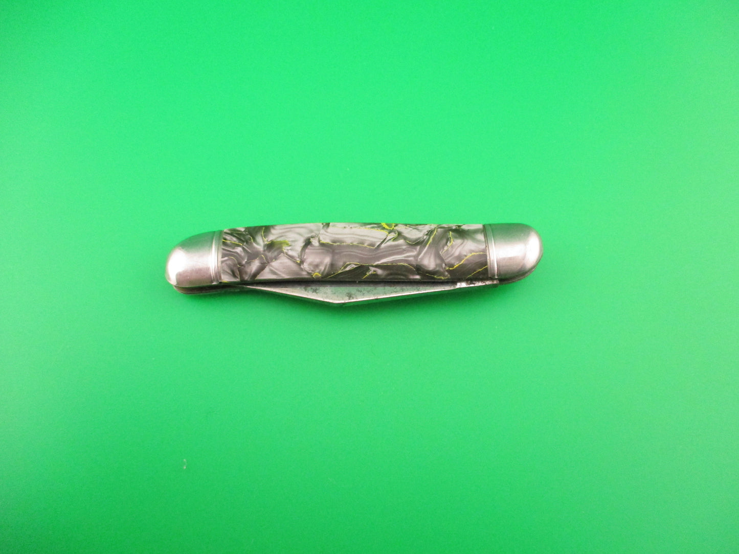 Hammer Brand Imperial Serpentine Jack Silver pearl Yellow streaks switchblade knife
