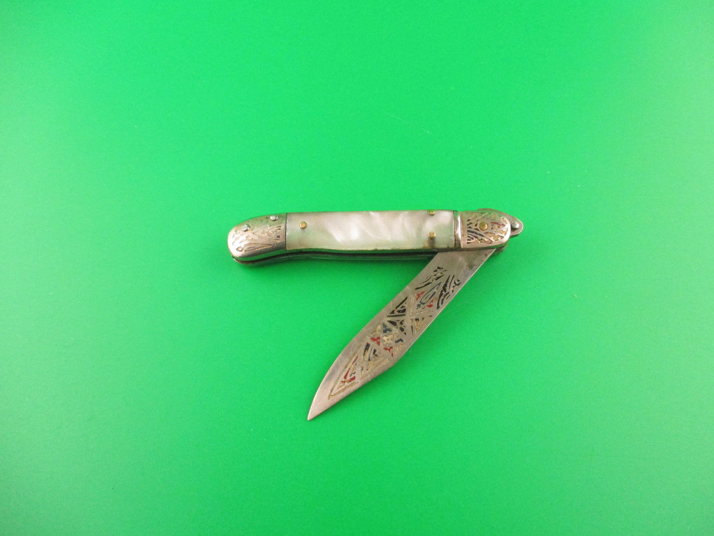 Toledo 12cm Spanish Lever Vintage Pearlex Tourist Souvenir automatic knife