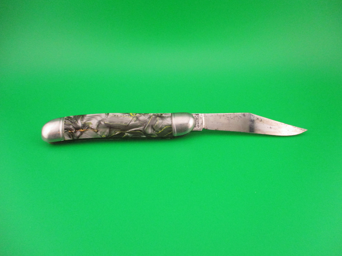 Hammer Brand Imperial Serpentine Jack Silver pearl Yellow streaks switchblade knife